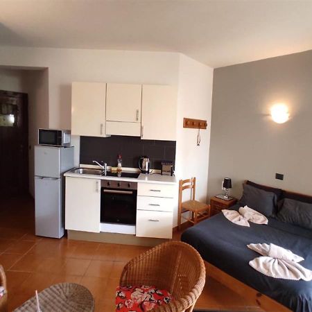 Adults Only Beachfront 1 Bed Studio Apartment In Porto Antigo 2 Santa Maria Sal With Pool Free Wifi & Aircon Ideal Long Stays Dış mekan fotoğraf