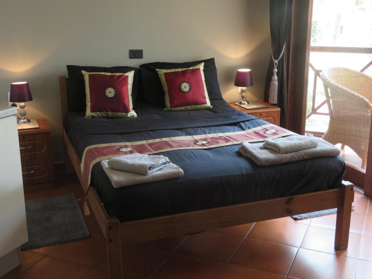 Adults Only Beachfront 1 Bed Studio Apartment In Porto Antigo 2 Santa Maria Sal With Pool Free Wifi & Aircon Ideal Long Stays Dış mekan fotoğraf