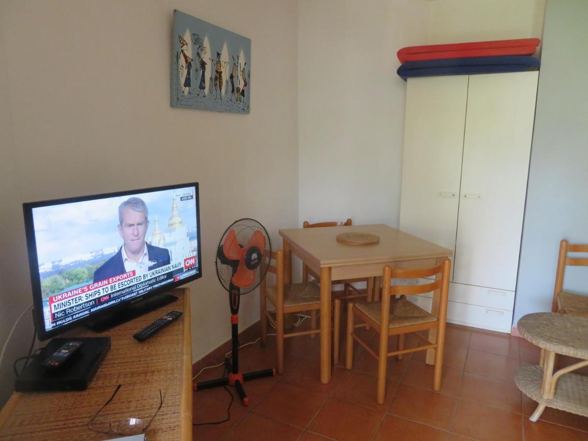 Adults Only Beachfront 1 Bed Studio Apartment In Porto Antigo 2 Santa Maria Sal With Pool Free Wifi & Aircon Ideal Long Stays Dış mekan fotoğraf